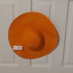 Packable sun hat